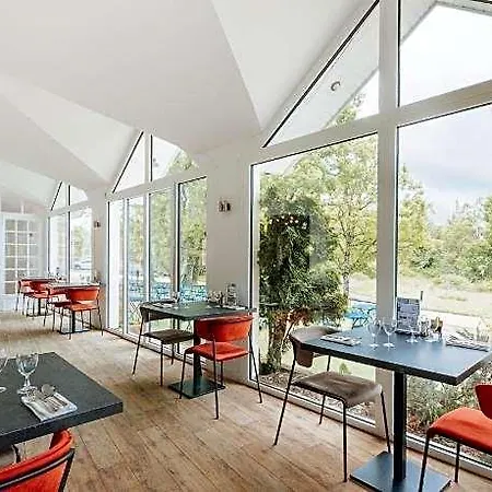 فندق Causse Comtal Rodez, The Originals Relais