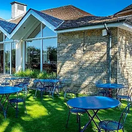 Causse Comtal Rodez, The Originals Relais Bozouls