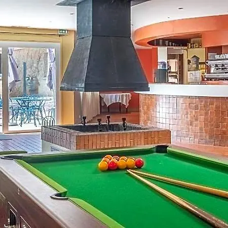 Causse Comtal Rodez, The Originals Relais Hotel