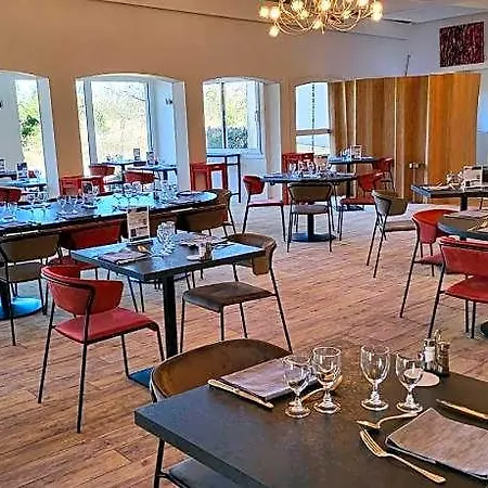 فندق Causse Comtal Rodez, The Originals Relais Bozouls