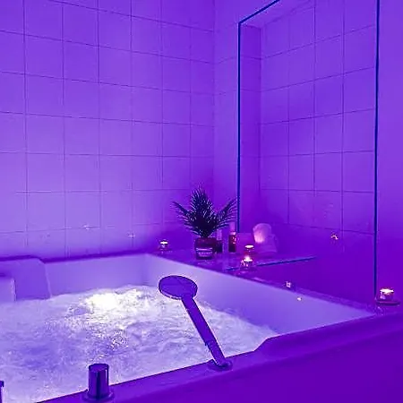 Causse Comtal Rodez, The Originals Relais Bozouls